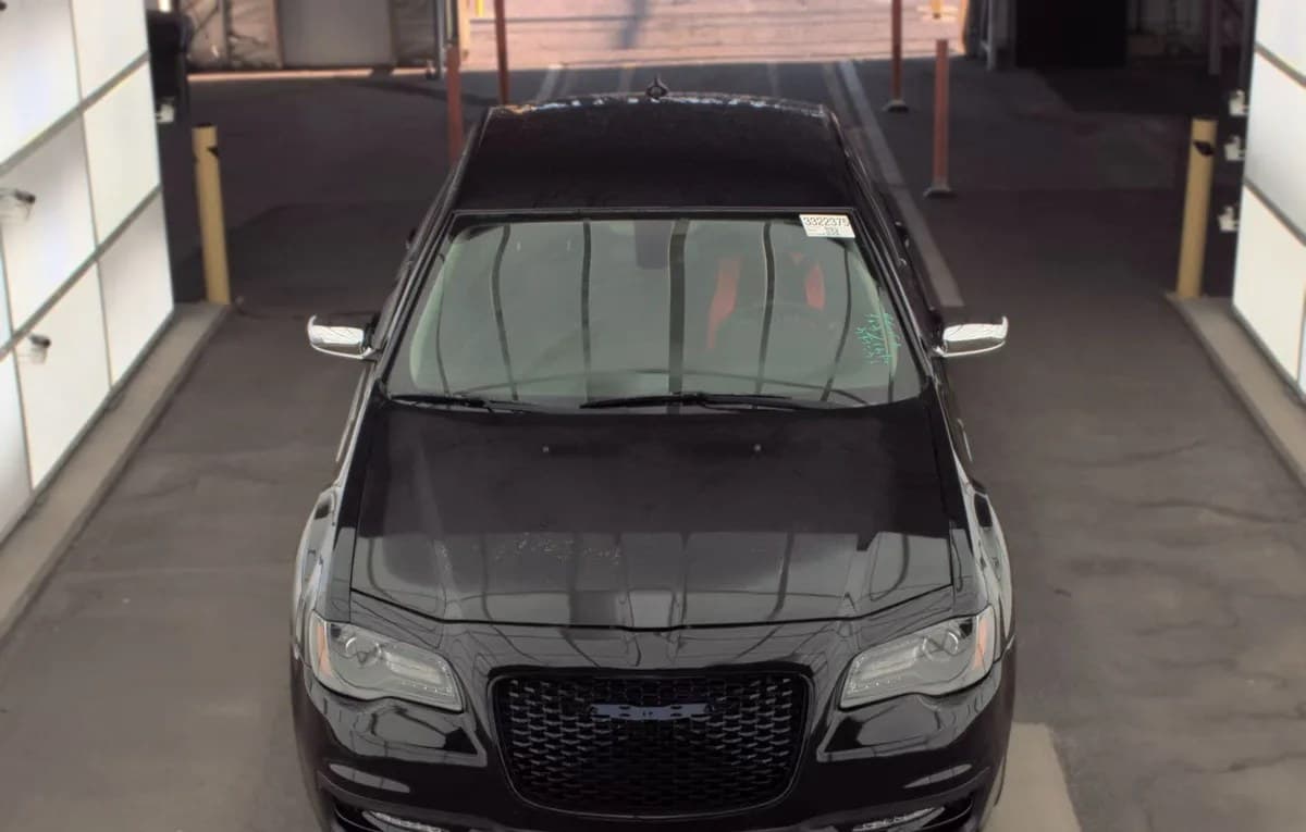 2018 CHRYSLER 300 Touring 3