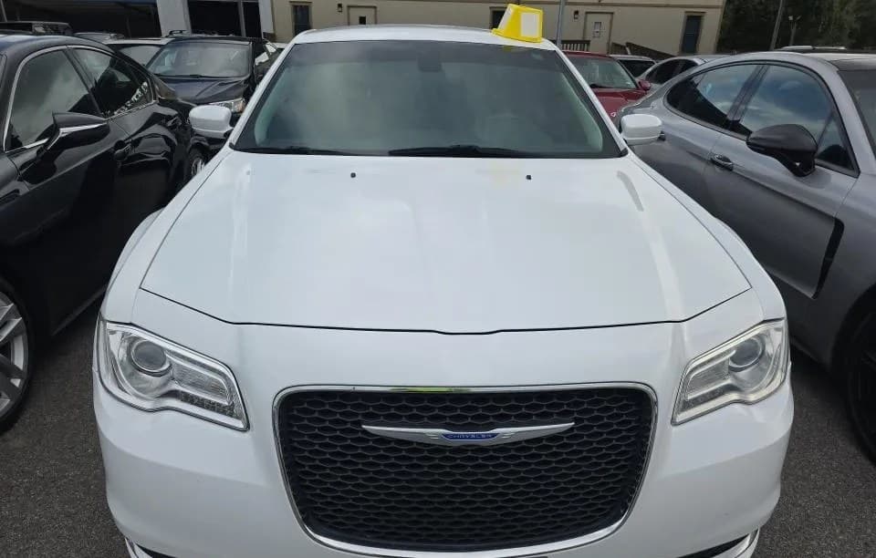 2019 CHRYSLER 300 TOURING L 3