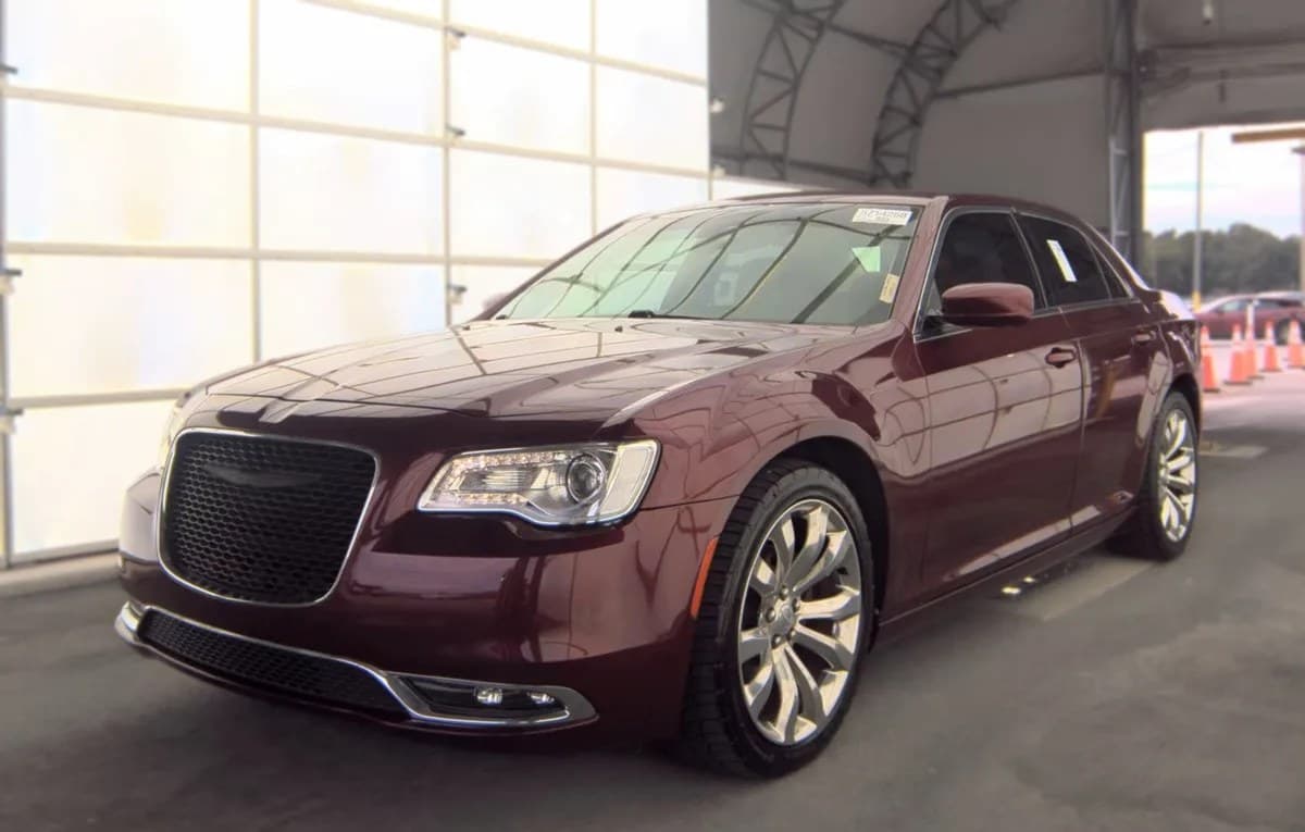 2017 CHRYSLER 300 Limited 2