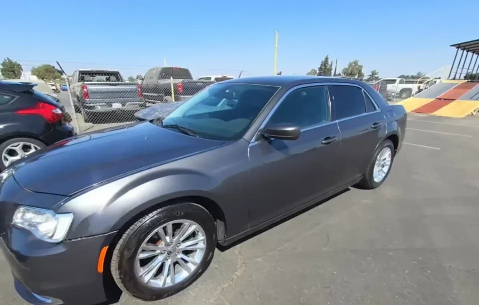 2019 CHRYSLER 300 TOURING L 2
