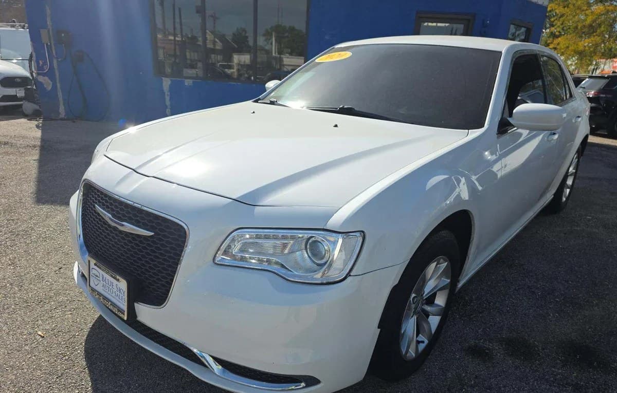 2020 CHRYSLER 300 TOURING 2