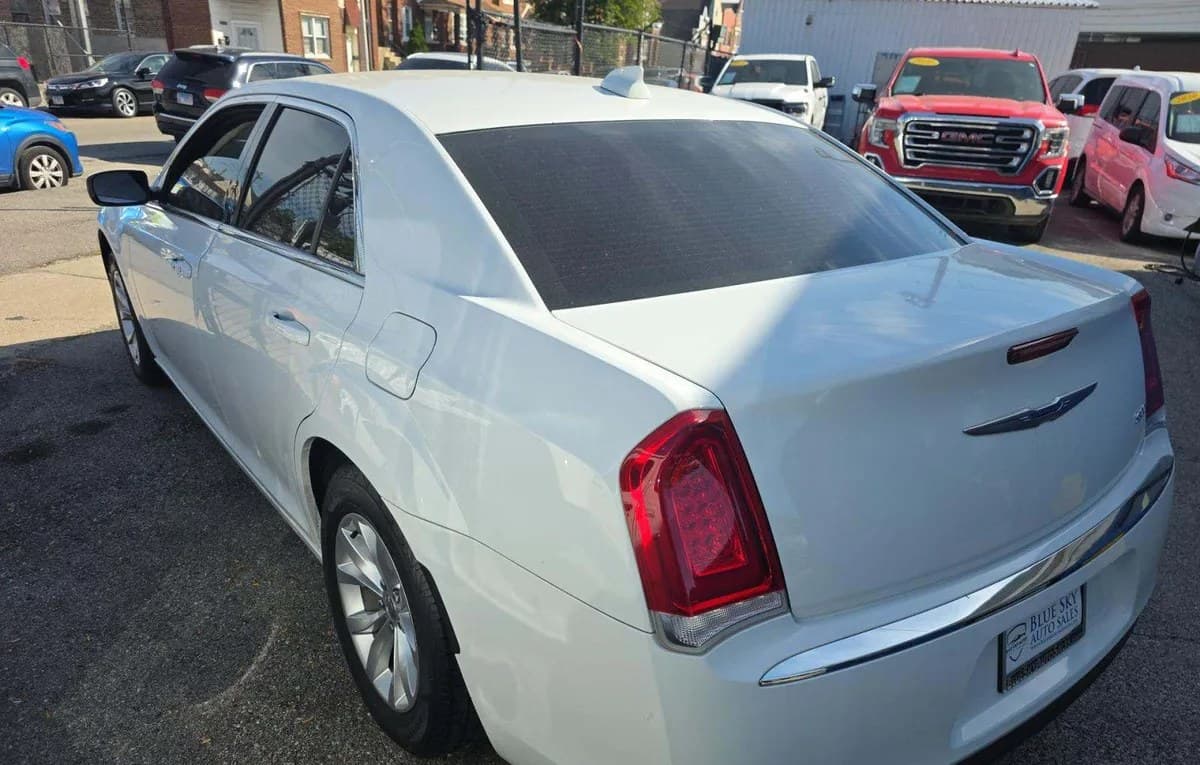 2020 CHRYSLER 300 TOURING 3