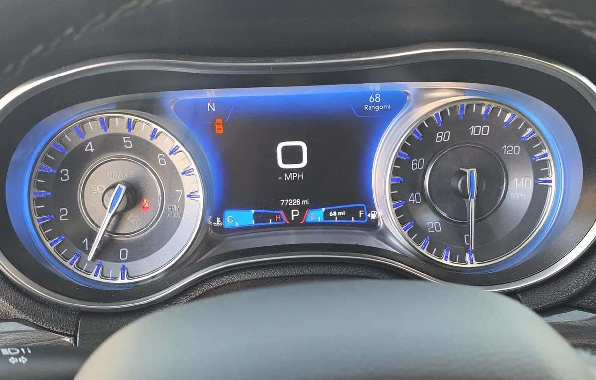 2020 CHRYSLER 300 TOURING 6