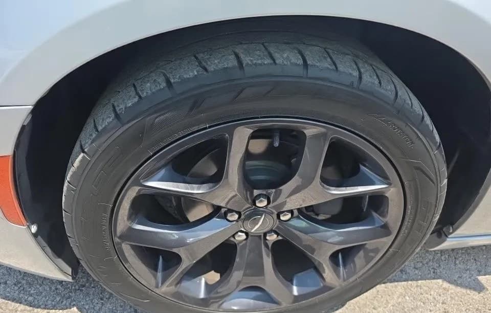 2021 CHRYSLER 300 S 5