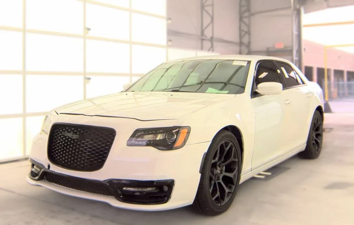2019 CHRYSLER 300 S 2