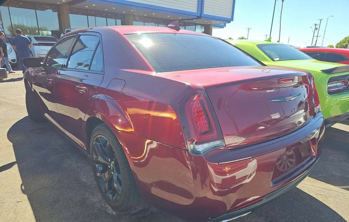 2021 CHRYSLER 300 S 3
