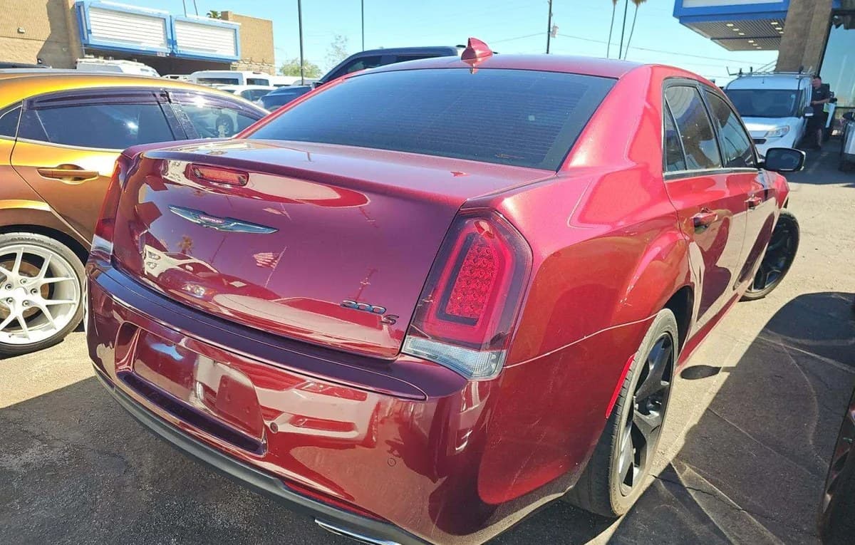 2021 CHRYSLER 300 S 4