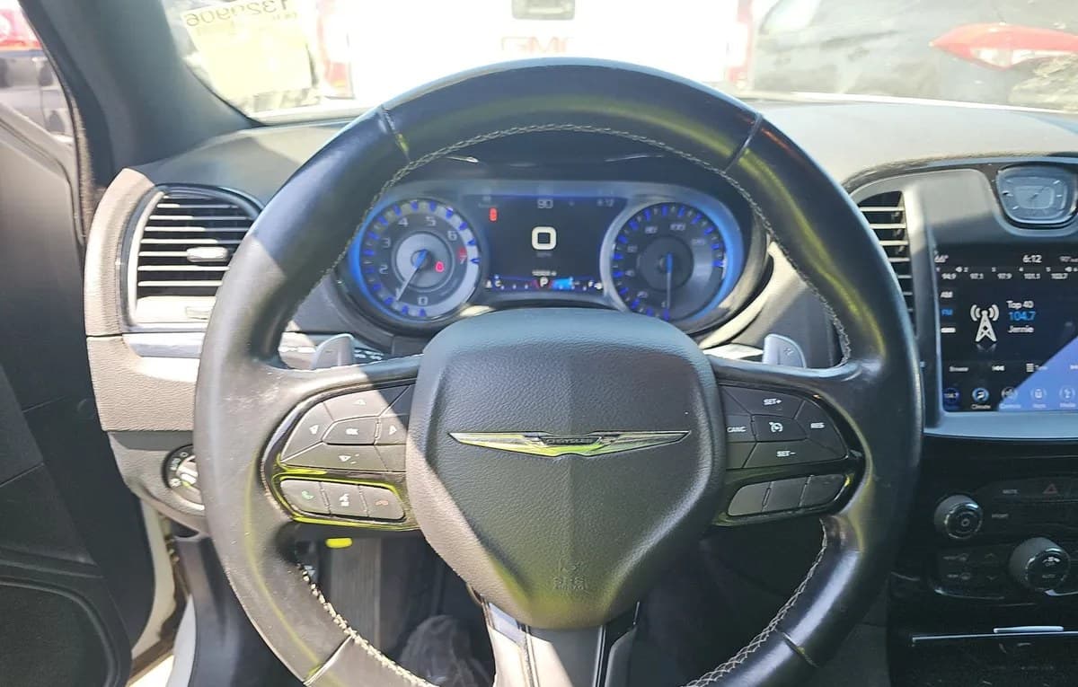 2018 CHRYSLER 300 S 6