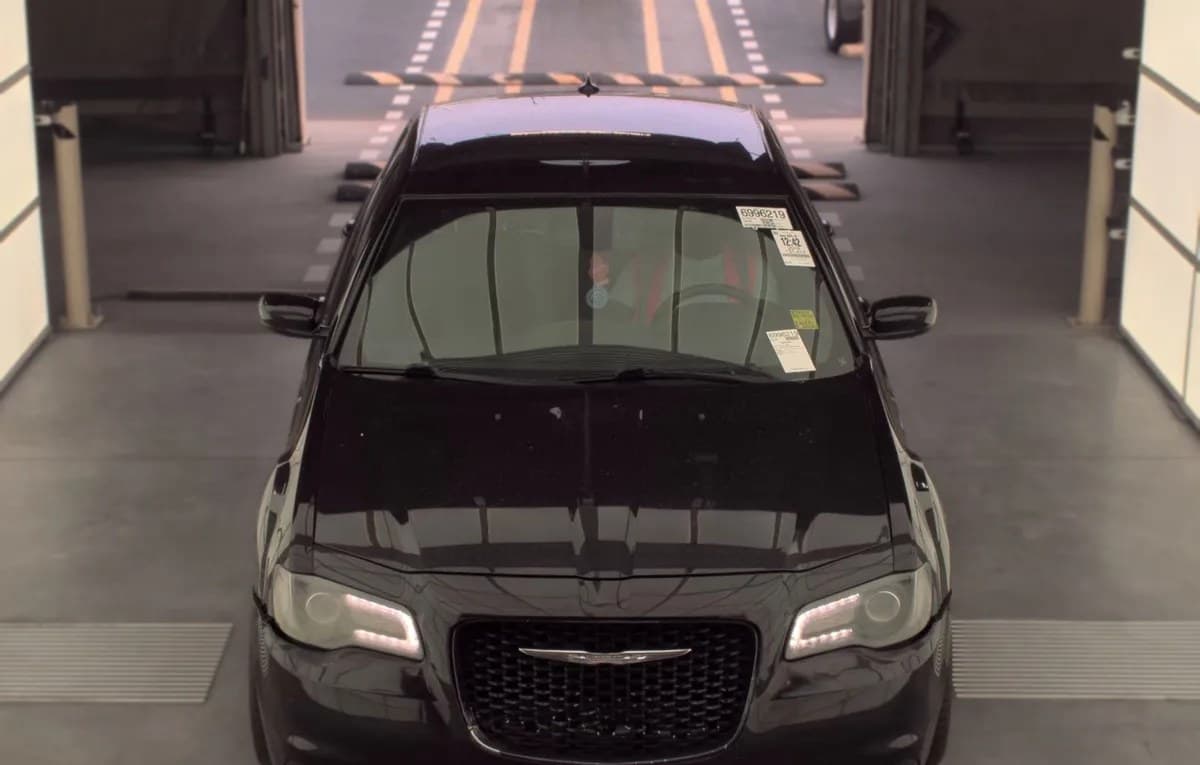 2019 CHRYSLER 300 S 2