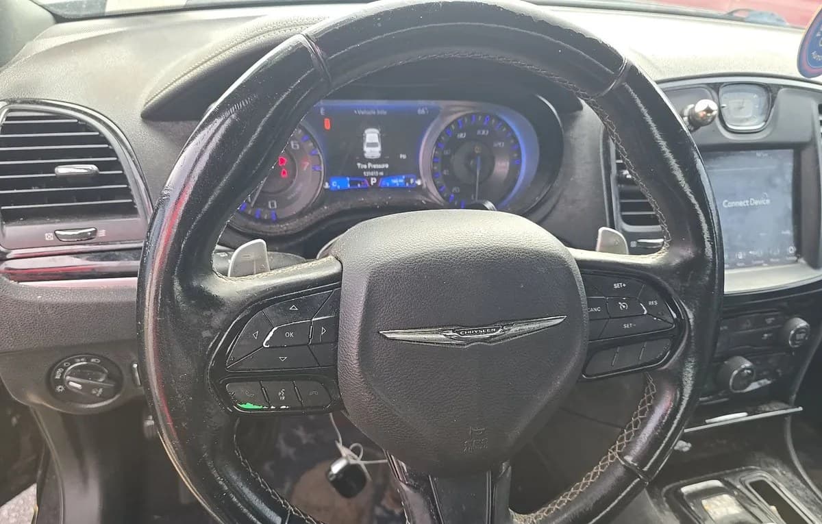 2019 CHRYSLER 300 S 6
