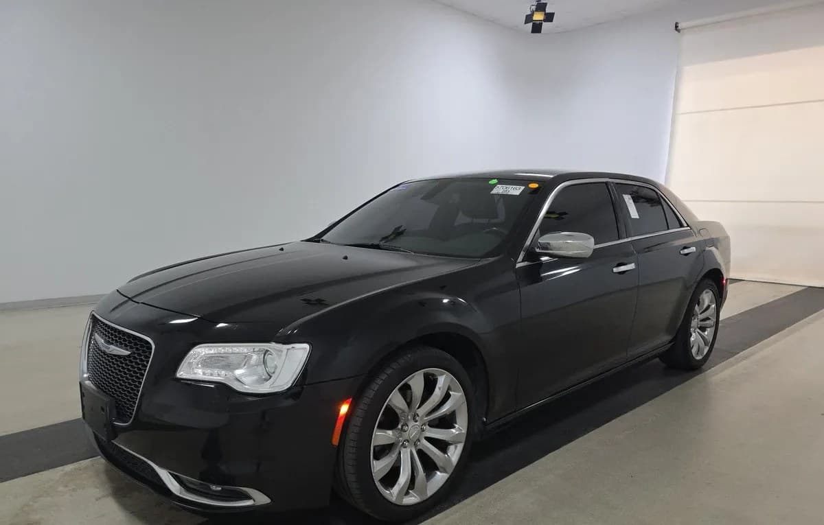 2019 CHRYSLER 300 LIMITED 2
