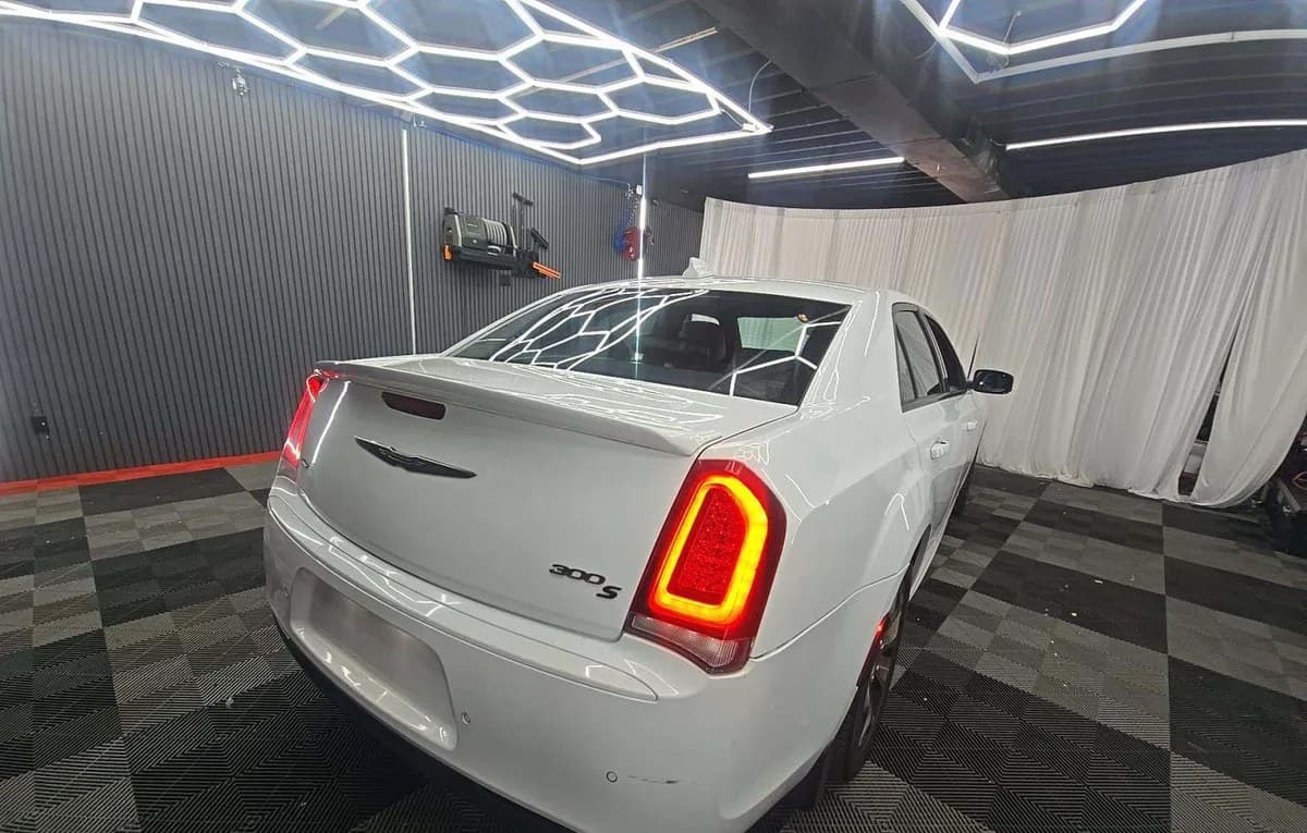 2017 CHRYSLER 300 S ALLOY Edition 4