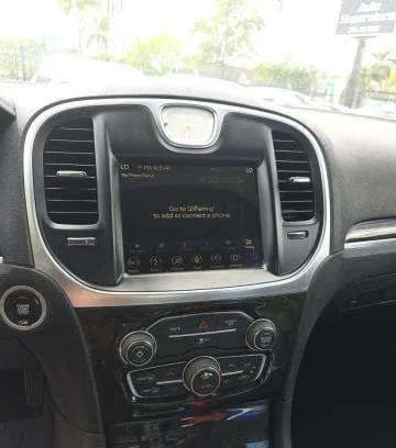 2018 CHRYSLER 300 Limited 7