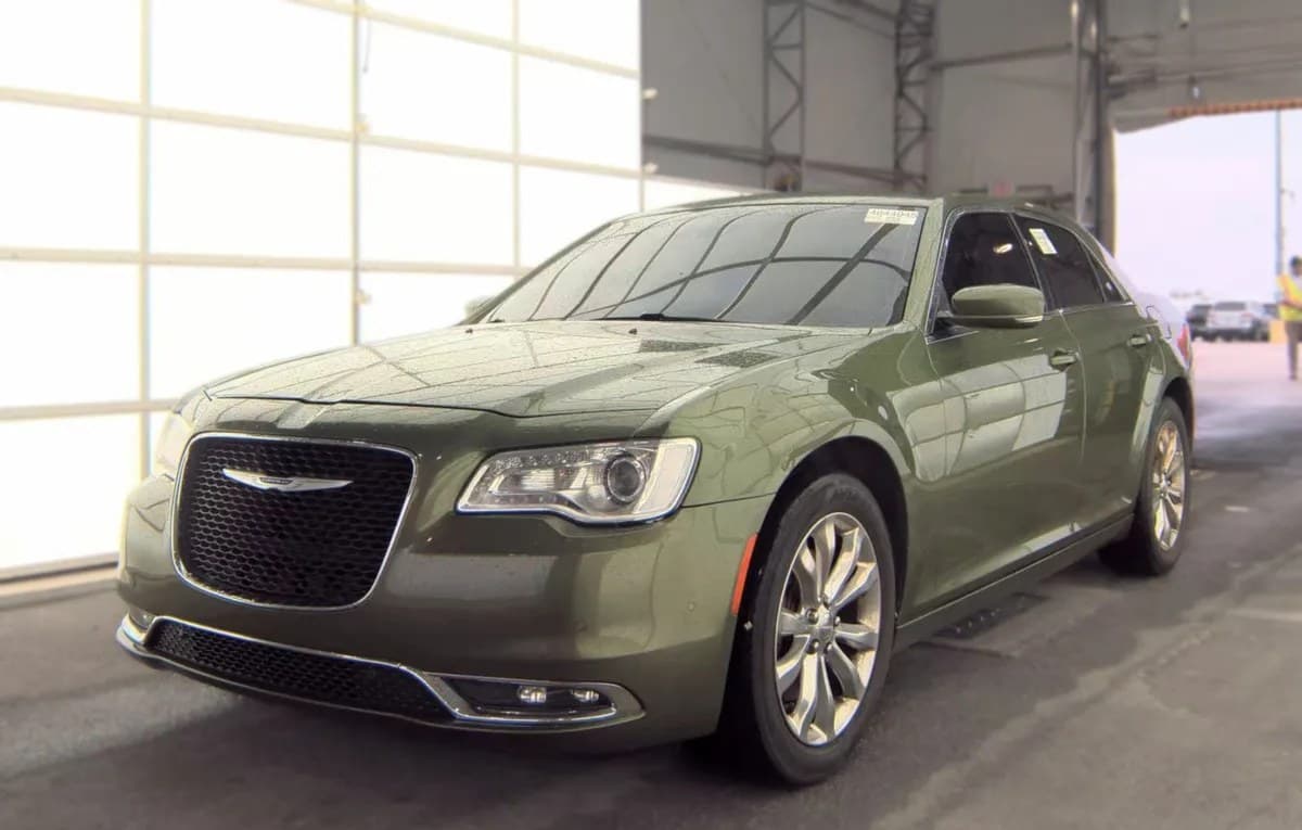 2018 CHRYSLER 300 TOURING L 2