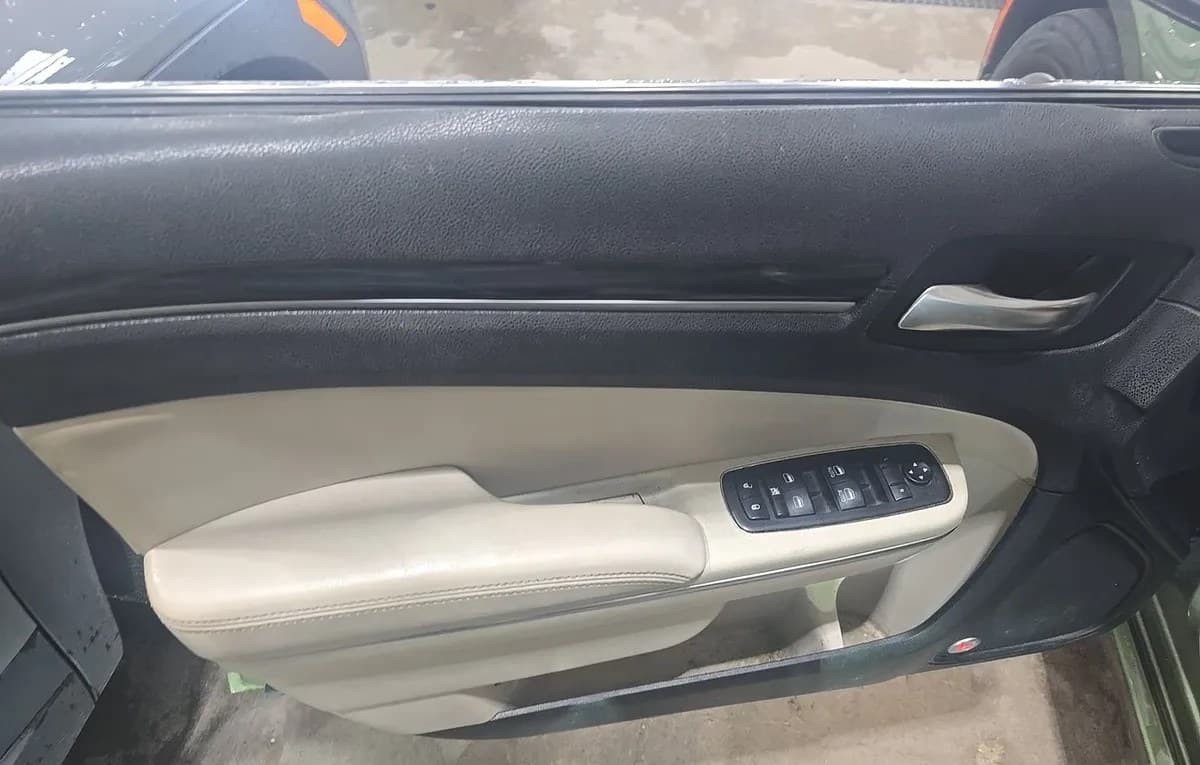 2018 CHRYSLER 300 TOURING L 6