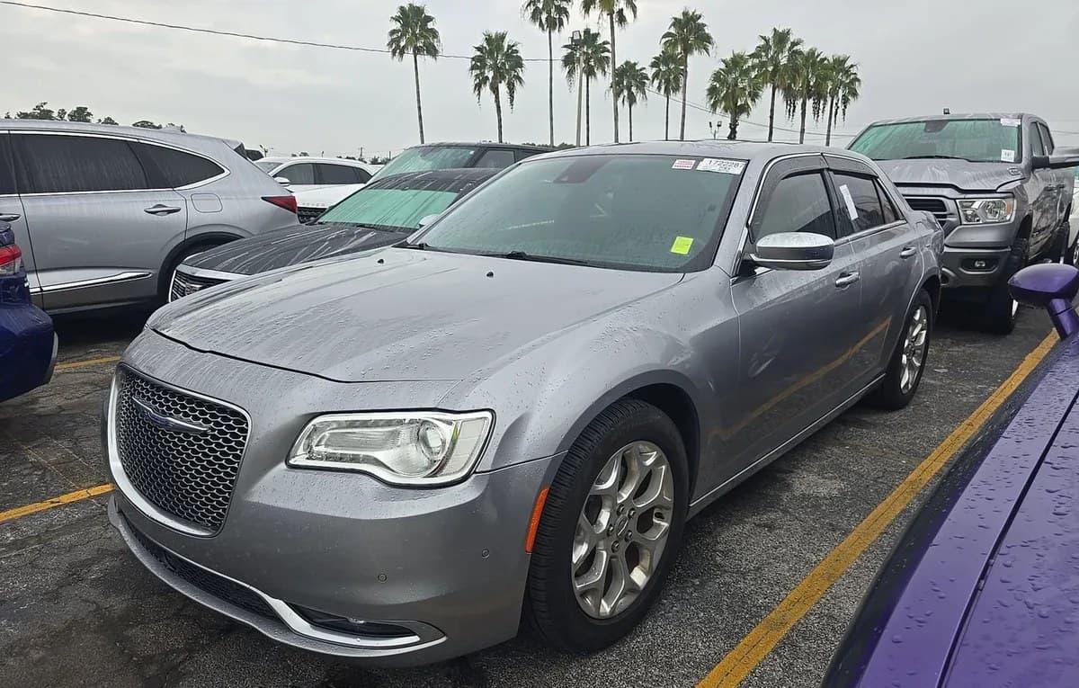 2017 CHRYSLER 300C PLATINUM 2