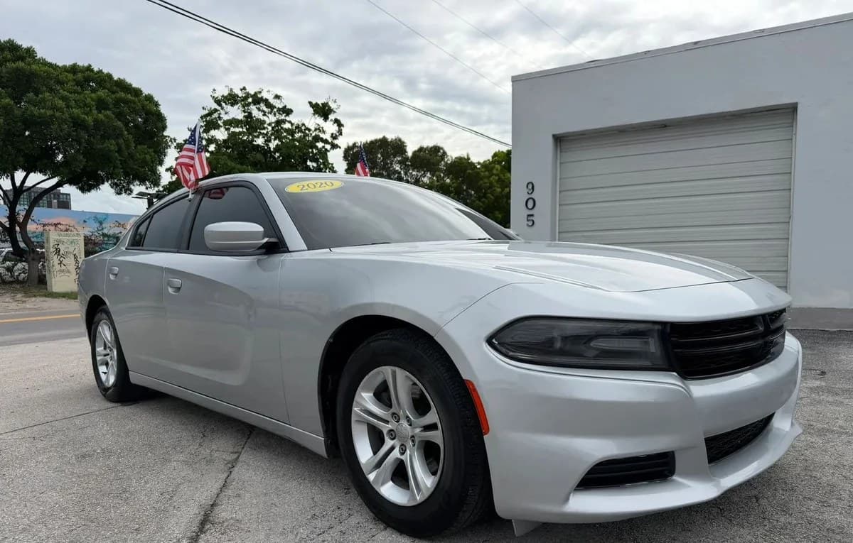2020 DODGE CHARGER SXT 4