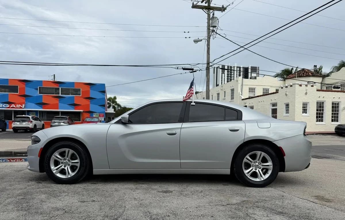 2020 DODGE CHARGER SXT 5