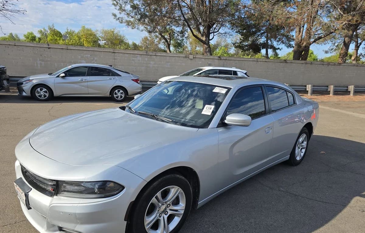 2021 DODGE CHARGER SXT 2