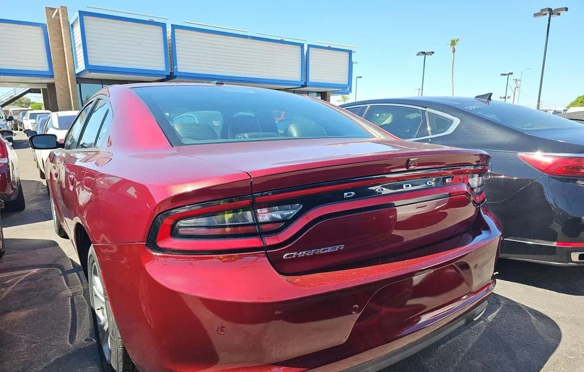 2019 DODGE CHARGER SXT 3