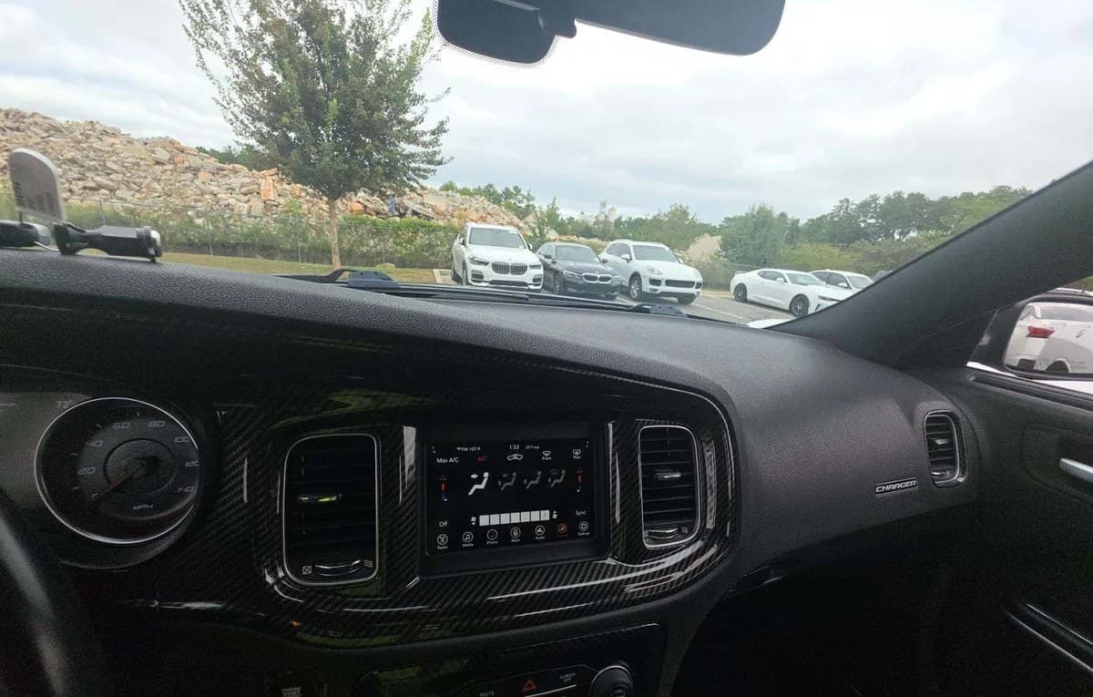 2020 DODGE CHARGER SXT 7