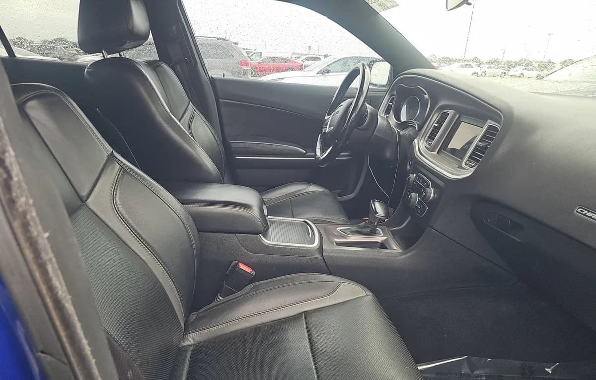 2019 DODGE CHARGER SXT 5