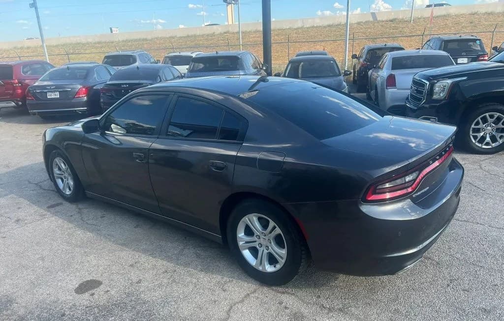 2021 DODGE CHARGER SXT 5