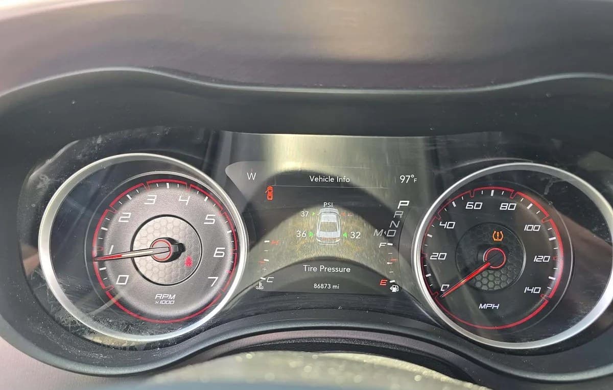 2021 DODGE CHARGER SXT 6