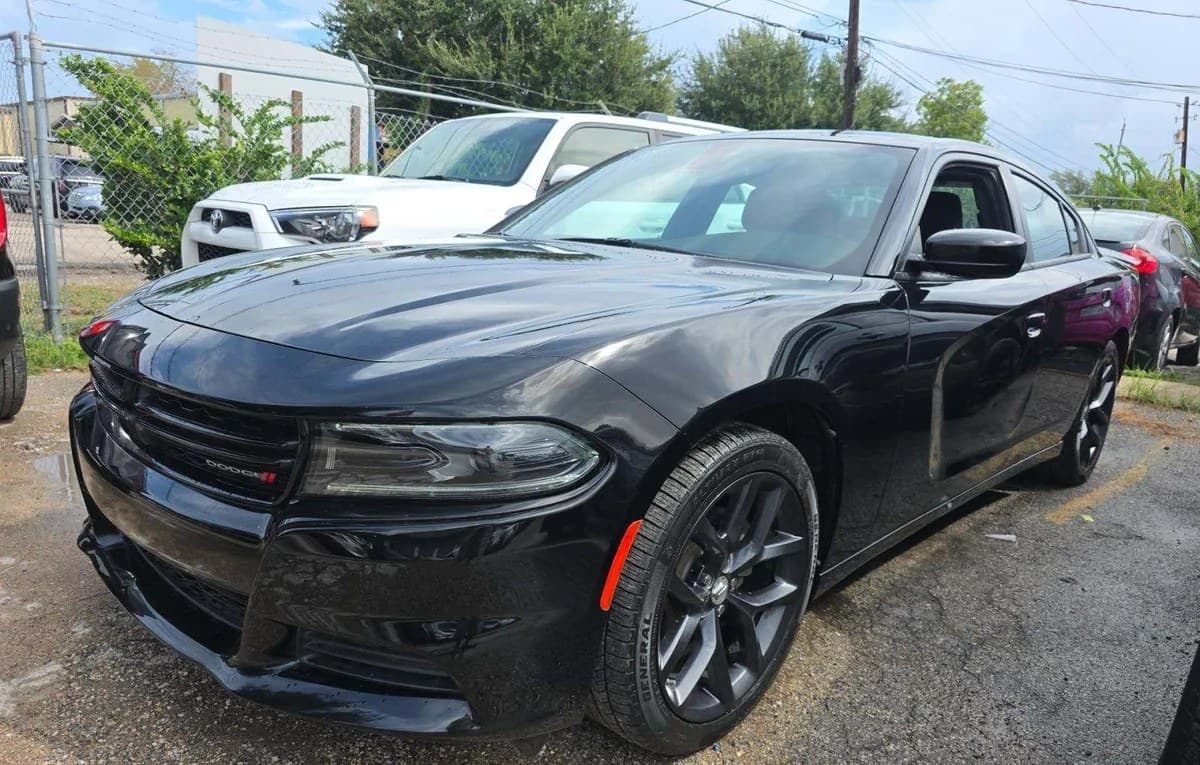 2022 DODGE CHARGER SXT 2