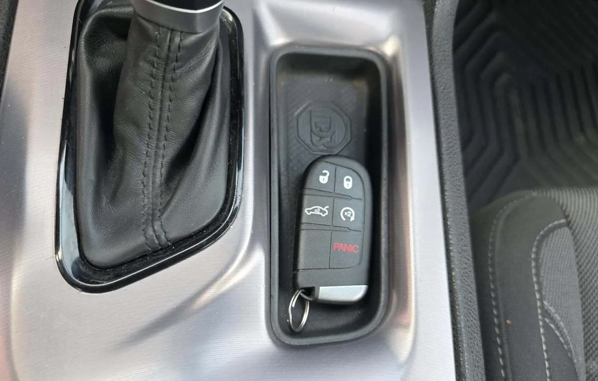 2022 DODGE CHARGER SXT 5
