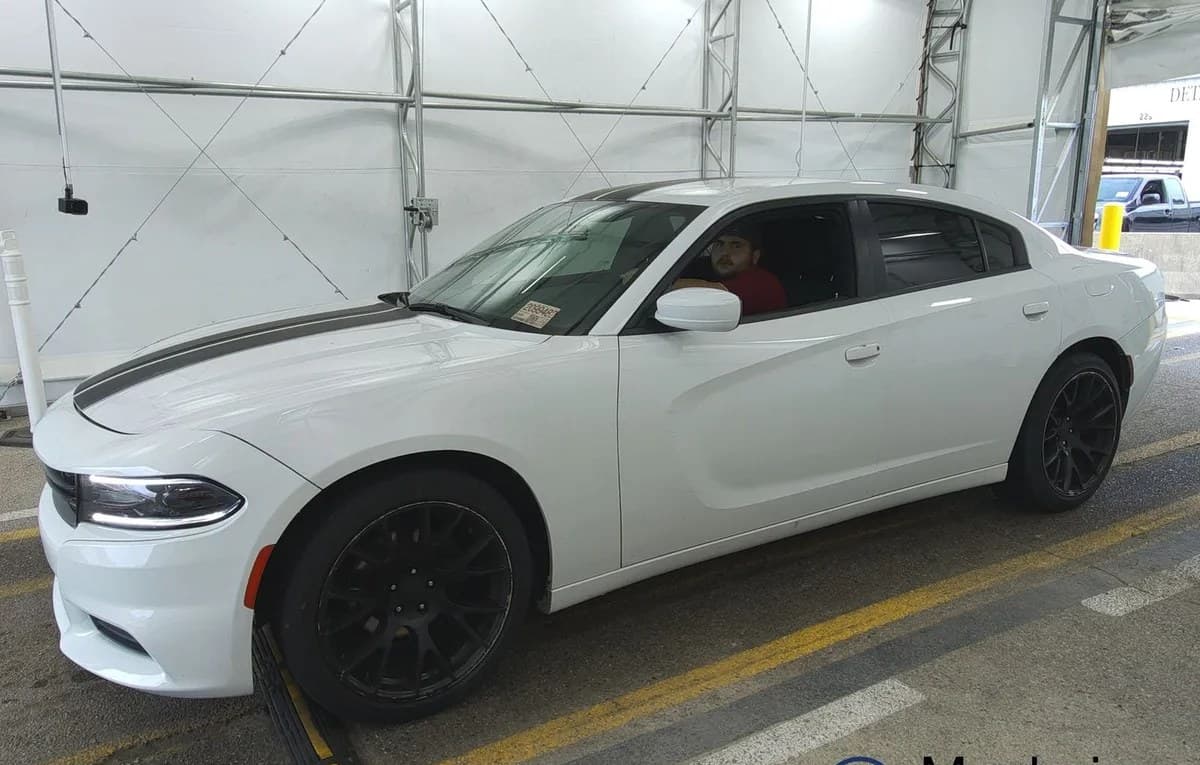 2019 DODGE CHARGER SXT 2