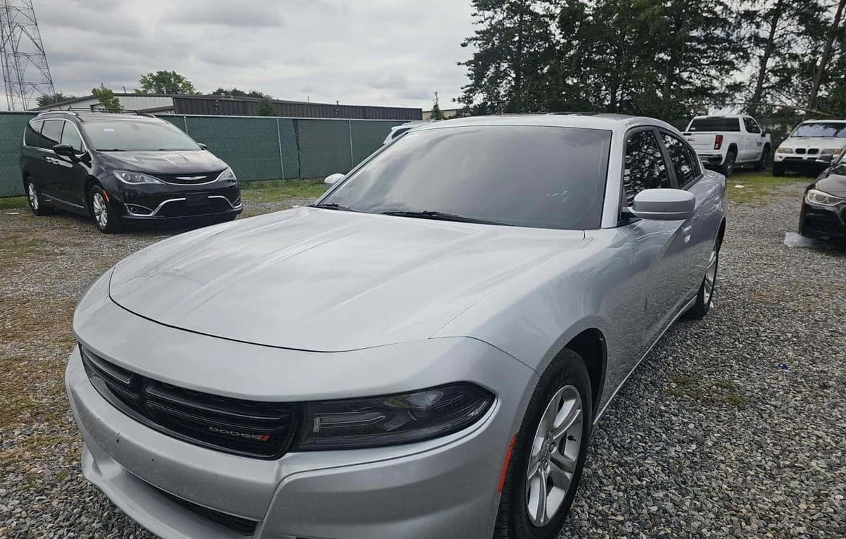 2019 DODGE CHARGER SXT 2