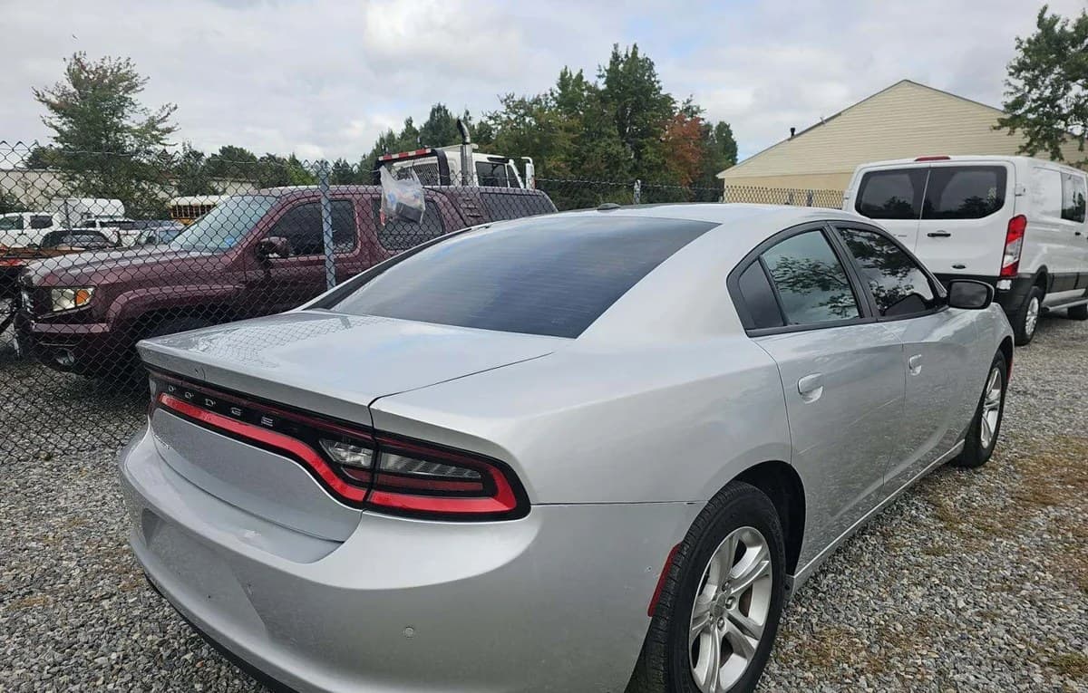 2019 DODGE CHARGER SXT 4