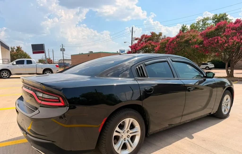 2022 DODGE CHARGER SXT 2