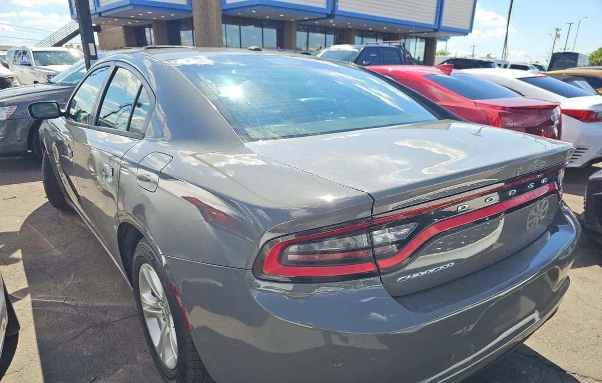 2019 DODGE CHARGER SXT 3