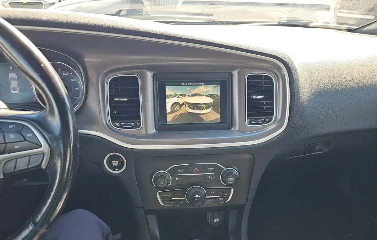 2019 DODGE CHARGER SXT 6