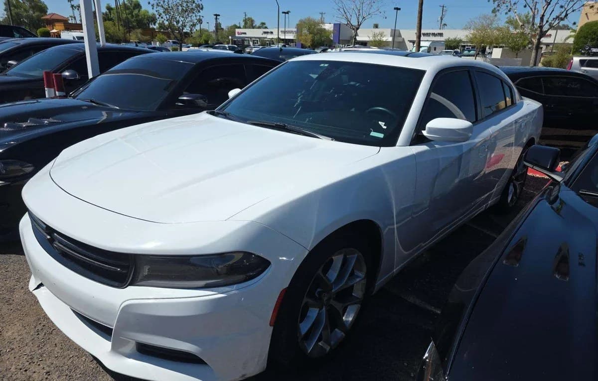 2022 DODGE CHARGER SXT 2