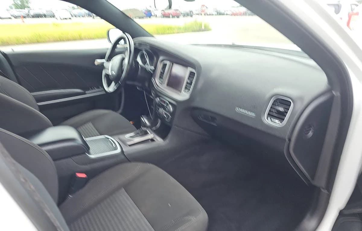 2023 DODGE CHARGER SXT 5