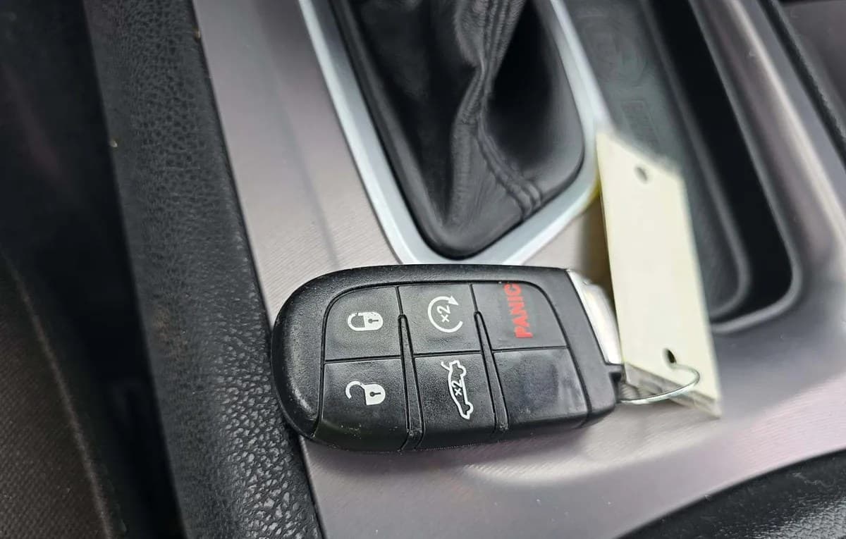 2023 DODGE CHARGER SXT 5