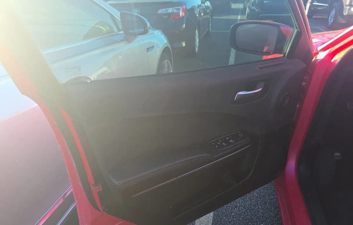 2018 DODGE CHARGER SXT 6
