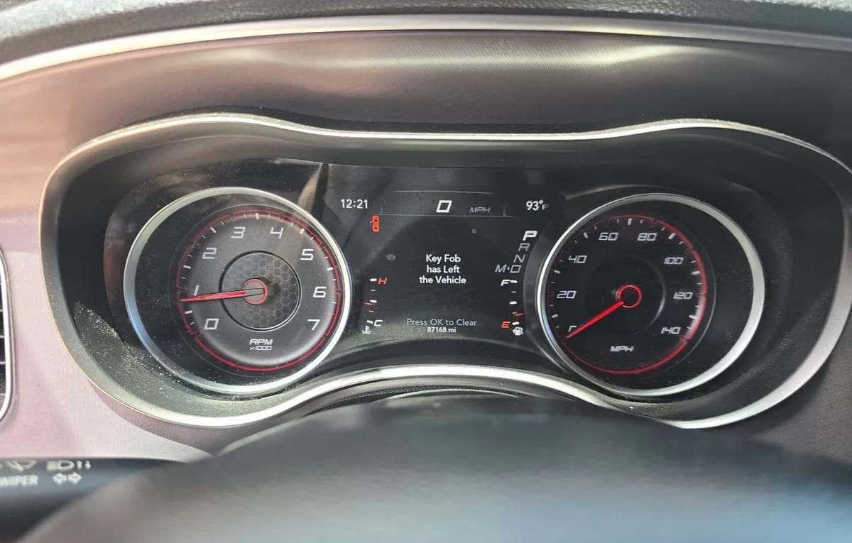 2019 DODGE CHARGER SXT 6