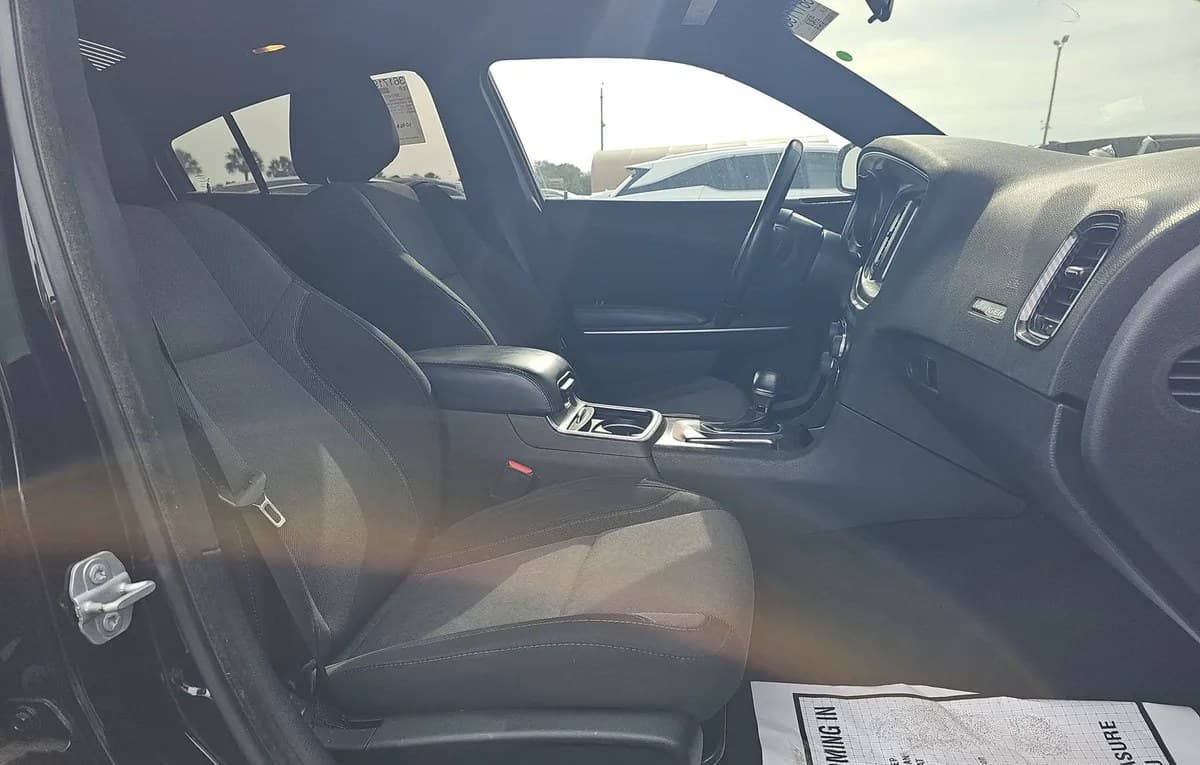 2020 DODGE CHARGER SXT 5