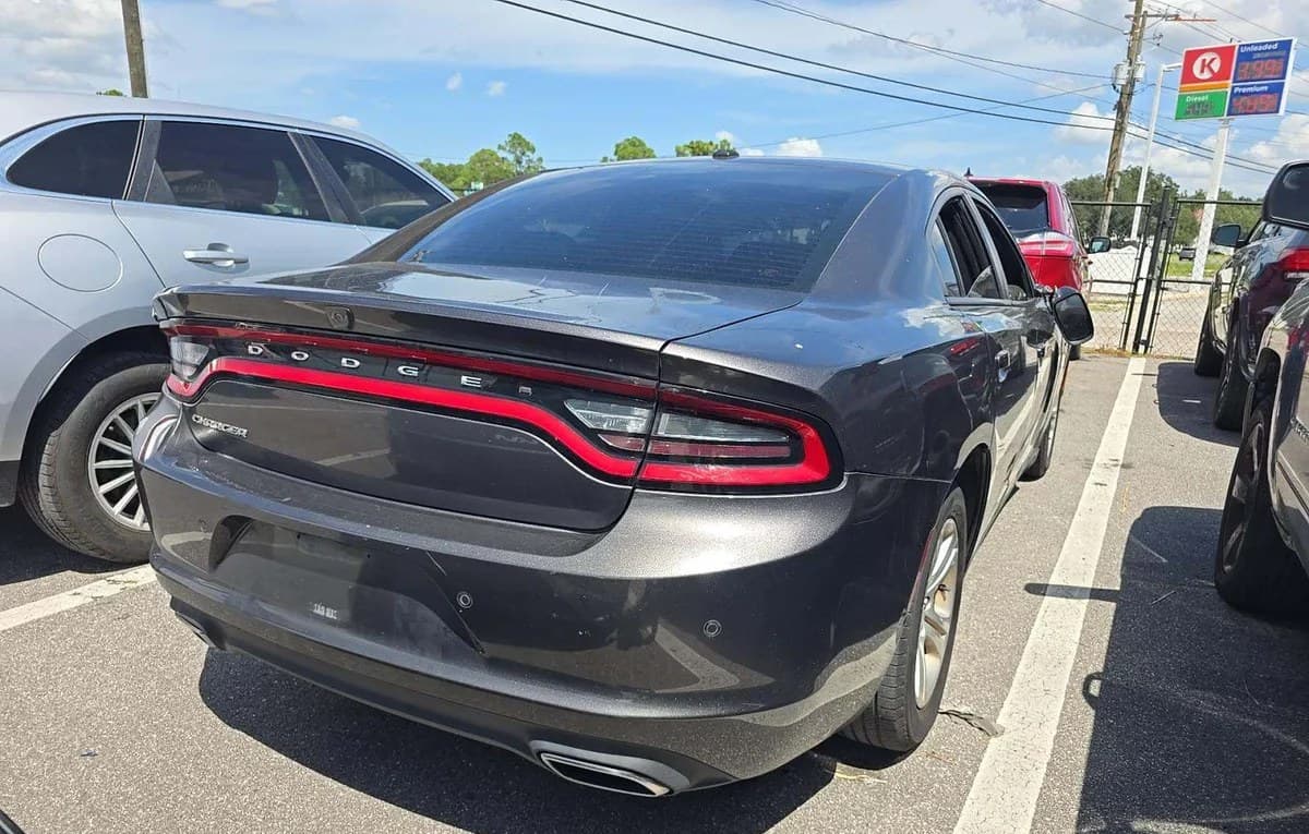 2021 DODGE CHARGER SXT 3