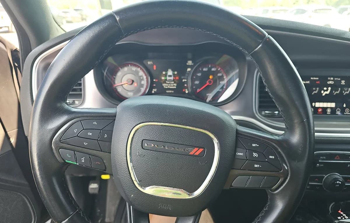 2019 DODGE CHARGER SXT 6