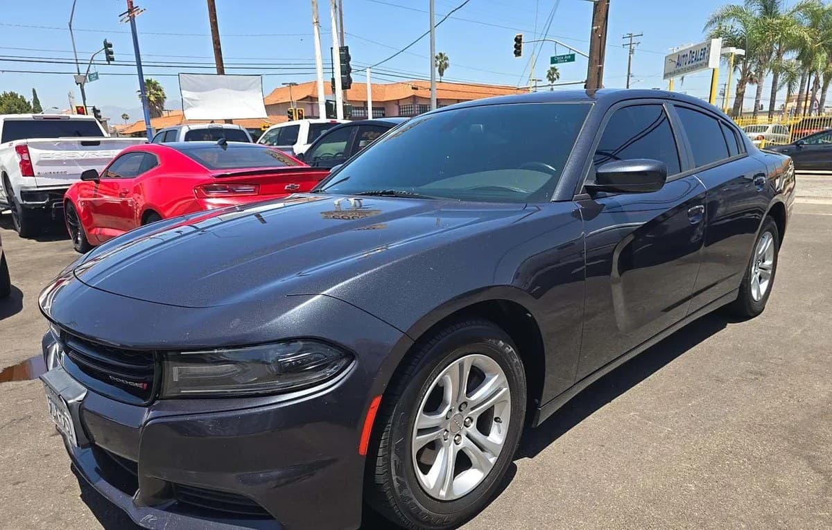 2019 DODGE CHARGER SXT 2
