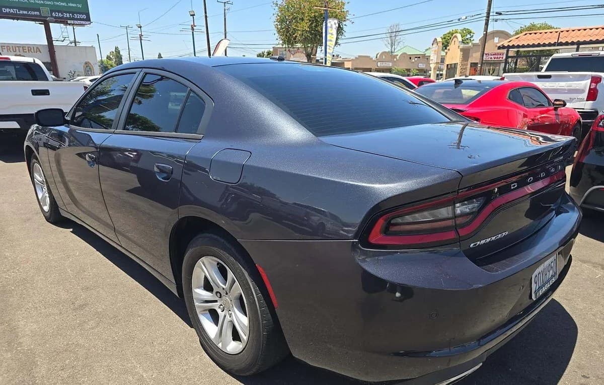 2019 DODGE CHARGER SXT 3
