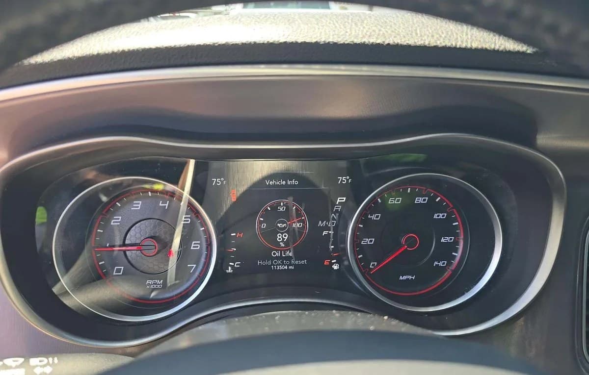 2019 DODGE CHARGER SXT 6