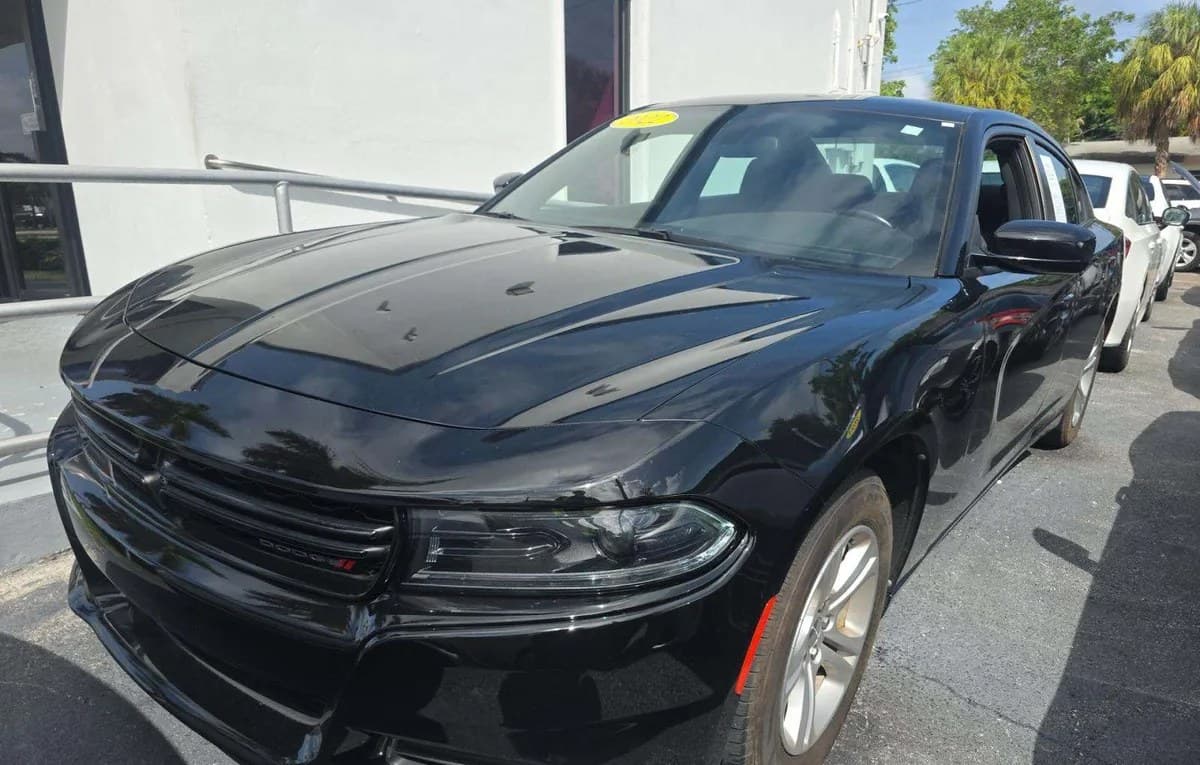 2022 DODGE CHARGER SXT 2