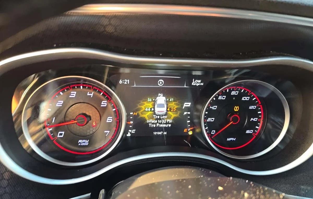 2018 DODGE CHARGER R/T 6