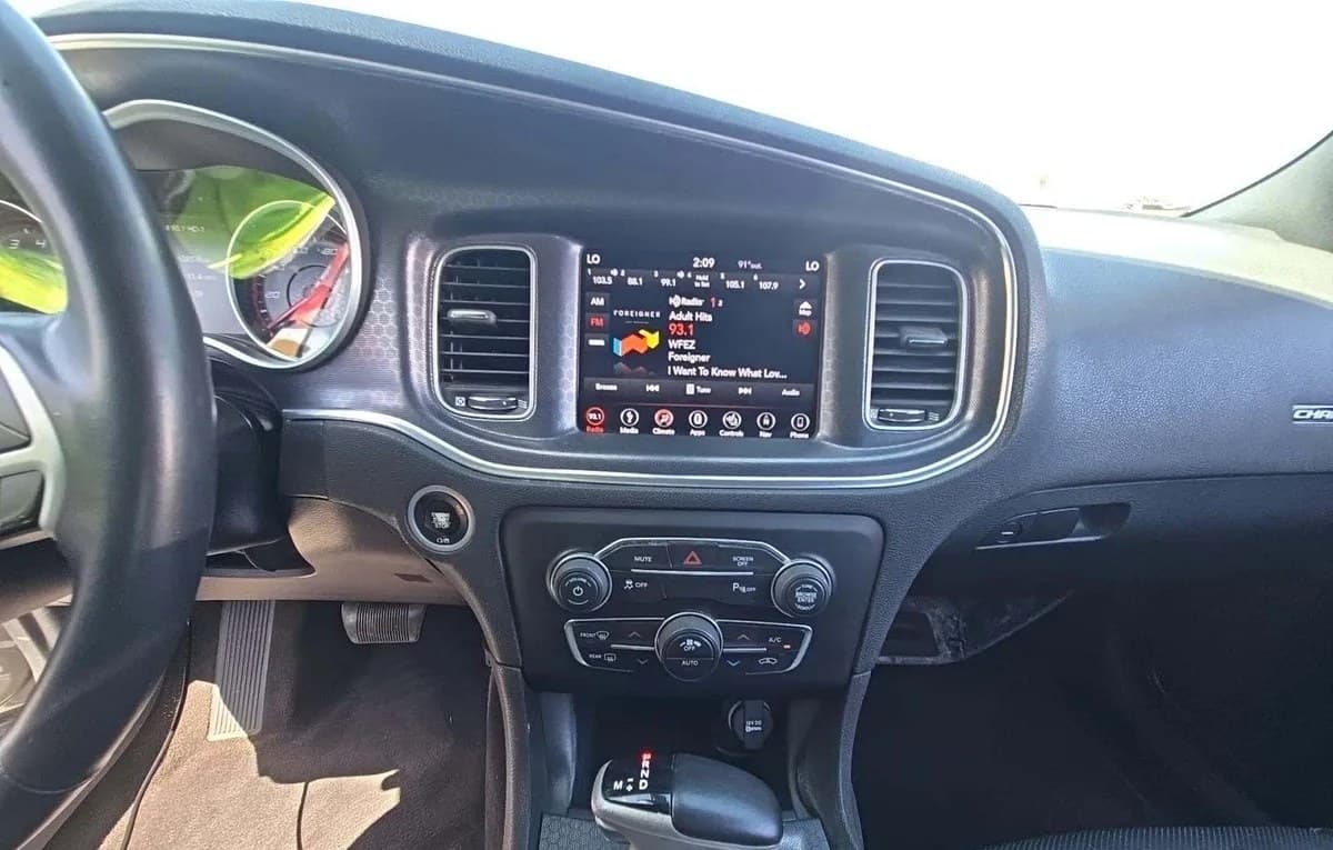 2018 DODGE CHARGER SXT Plus 7
